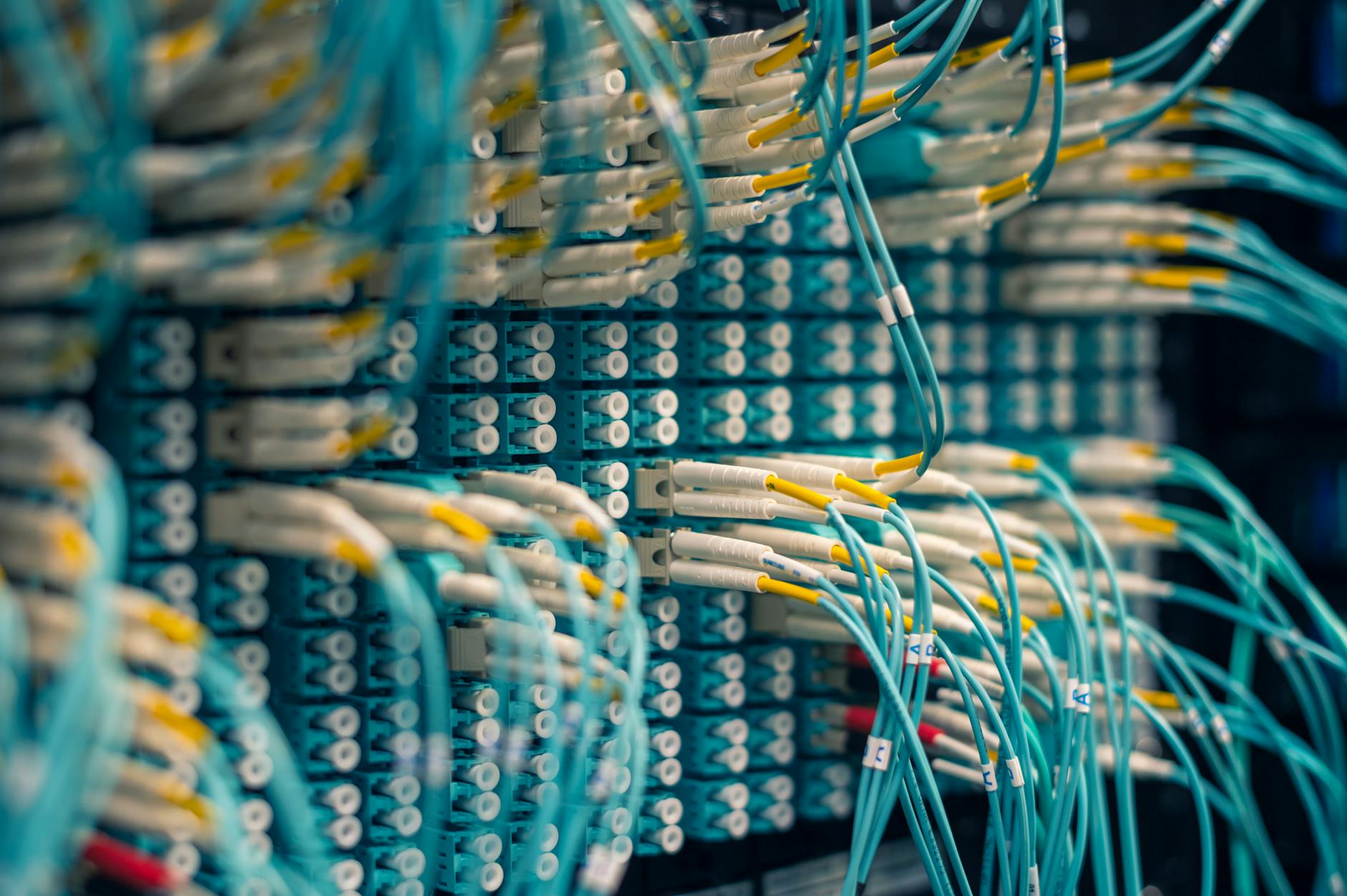 Cyberbedreiging april 2026: cPanel kritiek, SAP compromised